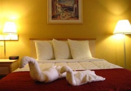 фото отеля Heritage Park Inn