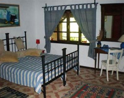 фото отеля Bakkhos Guesthouse Kusadasi