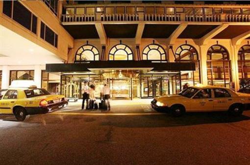 фото отеля Galt House Hotel & Suites