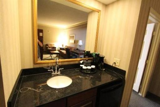 фото отеля Galt House Hotel & Suites