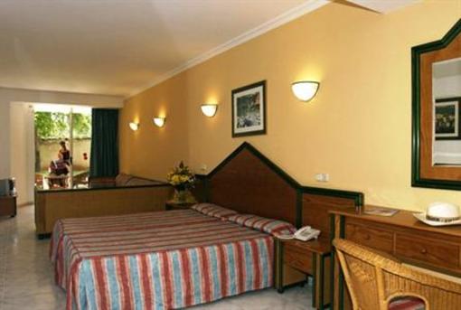 фото отеля Hotel Mariant Park Thalasso Spa & Wellness S'Illot