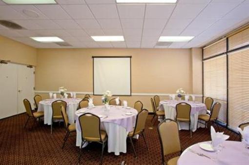 фото отеля Holiday Inn Long Beach (Dwtn Area)