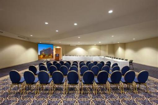 фото отеля Crowne Plaza Los Angeles Harbor Hotel