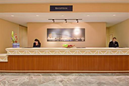 фото отеля Crowne Plaza Los Angeles Harbor Hotel