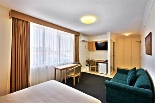 фото отеля Best Western Melbourne's Princes Park Motor Inn