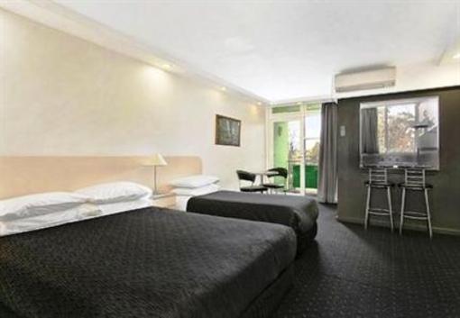 фото отеля Best Western Melbourne's Princes Park Motor Inn