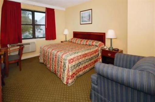 фото отеля Holiday Inn Express & Suites Boston - Cambridge