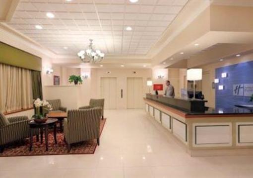 фото отеля Holiday Inn Express & Suites Boston - Cambridge