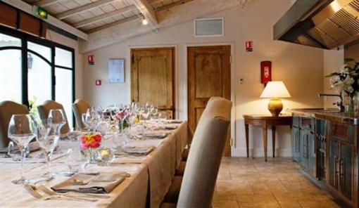 фото отеля Benvengudo Hotel Les Baux De Provence