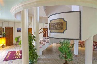 фото отеля Boreve Hotel Varennes-Vauzelles