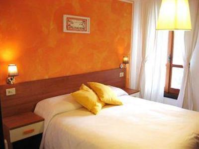 фото отеля Hotel Monterosso Alto