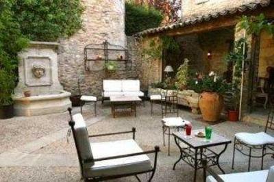 фото отеля Hostellerie Le Roy Soleil Menerbes