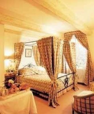 фото отеля Hostellerie Le Roy Soleil Menerbes