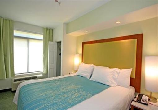 фото отеля SpringHill Suites Winston-Salem