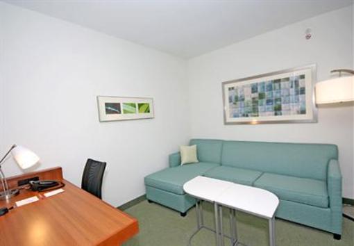 фото отеля SpringHill Suites Winston-Salem