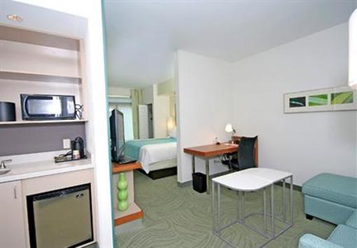 фото отеля SpringHill Suites Winston-Salem