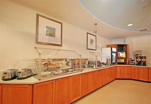 фото отеля SpringHill Suites Winston-Salem