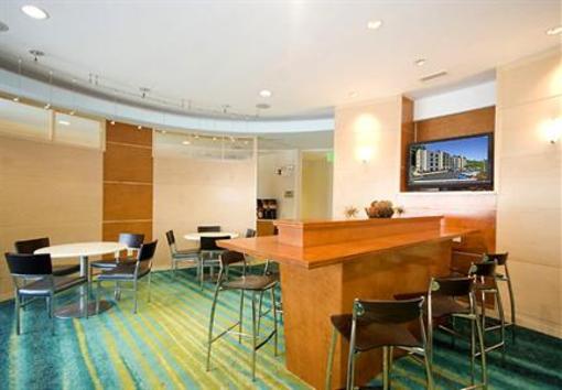 фото отеля SpringHill Suites Winston-Salem