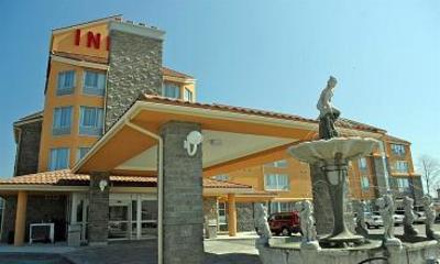 фото отеля Monte Carlo Inn - Barrie Suites