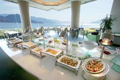 фото отеля Grand Prince Hotel Hiroshima