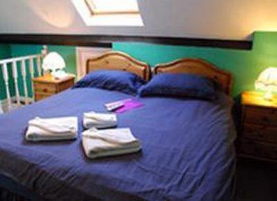 фото отеля Corner House Hotel Horley