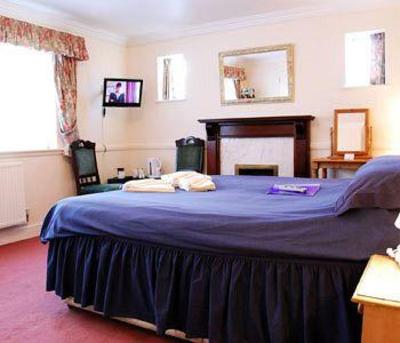 фото отеля Corner House Hotel Horley