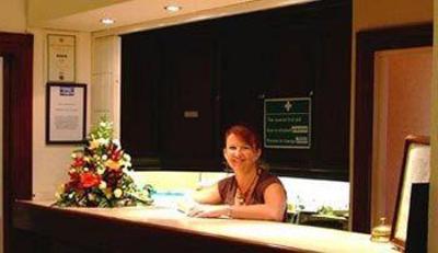 фото отеля Corner House Hotel Horley