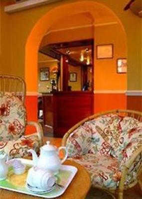 фото отеля Corner House Hotel Horley