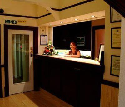 фото отеля Corner House Hotel Horley