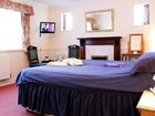 фото отеля Corner House Hotel Horley