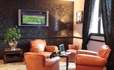 фото отеля Park & Suites Maisons-Laffitte