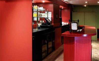 фото отеля Park & Suites Maisons-Laffitte