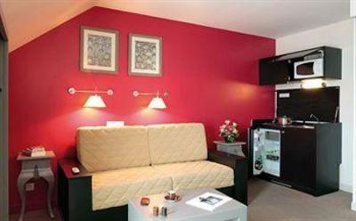 фото отеля Park & Suites Maisons-Laffitte