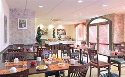 фото отеля Park & Suites Maisons-Laffitte
