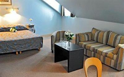 фото отеля Park & Suites Maisons-Laffitte