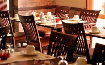 фото отеля Park & Suites Maisons-Laffitte