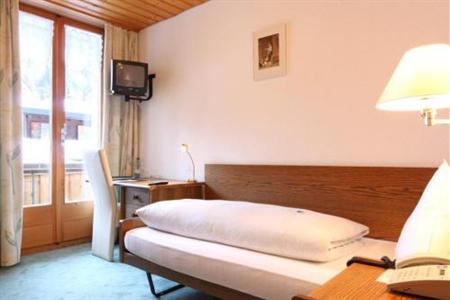 фото отеля Bernerhof Swiss Quality Hotel Kandersteg