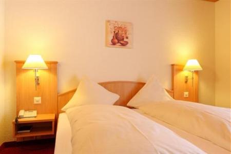 фото отеля Bernerhof Swiss Quality Hotel Kandersteg