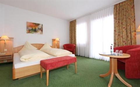 фото отеля Bernerhof Swiss Quality Hotel Kandersteg