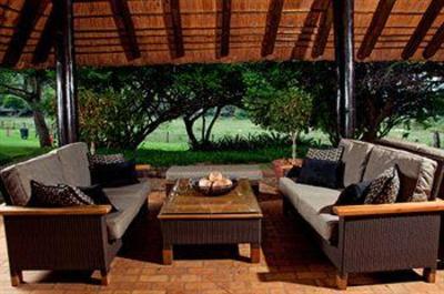 фото отеля Bakubung Bush Lodge