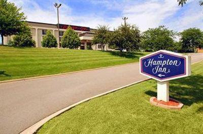 фото отеля Hampton Inn Madison East Towne Mall Area