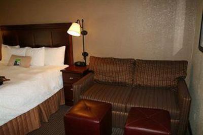 фото отеля Hampton Inn Madison East Towne Mall Area