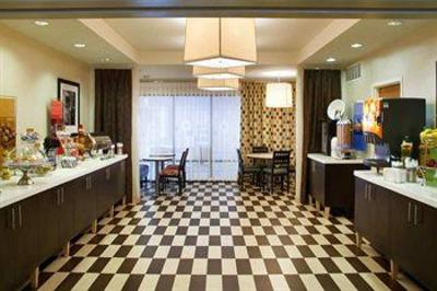 фото отеля Hampton Inn Madison East Towne Mall Area