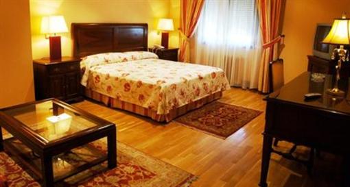 фото отеля Aranda de Duero Hotel