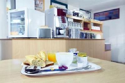 фото отеля Premiere Classe Hotel Montauban