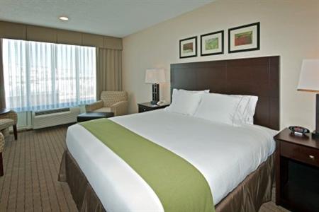 фото отеля Holiday Inn Express Hotel & Suites Grants-Milan
