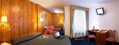 фото отеля Hotel Sassella