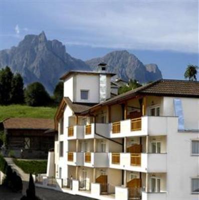фото отеля Alpine Romantic Hotel Almhof Kastelruth