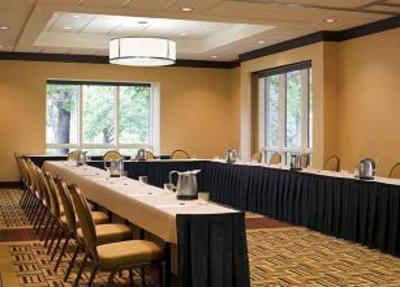 фото отеля Sheraton Roanoke Hotel and Conference Center