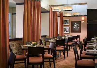 фото отеля Sheraton Roanoke Hotel and Conference Center